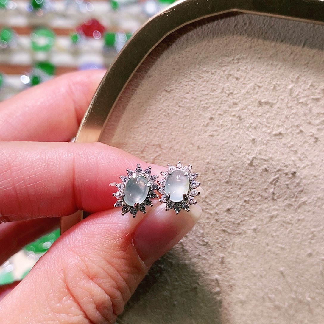 【闪购商品】翡翠挂件未镶嵌裸石