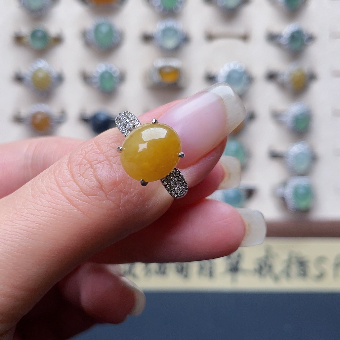 翡翠戒指未镶嵌戒指