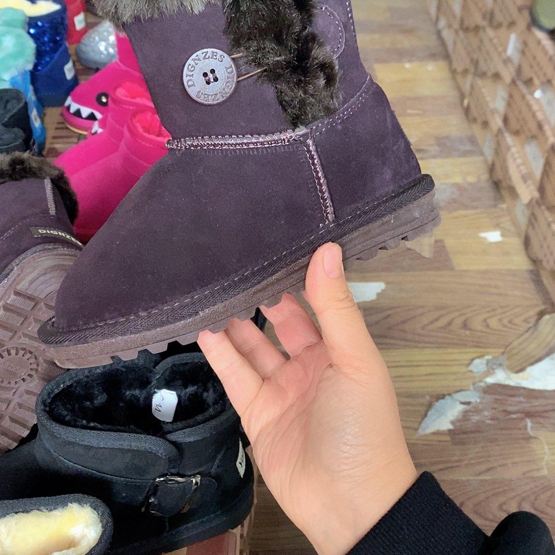 卓***蕉水牛剖层皮革咖啡色30码