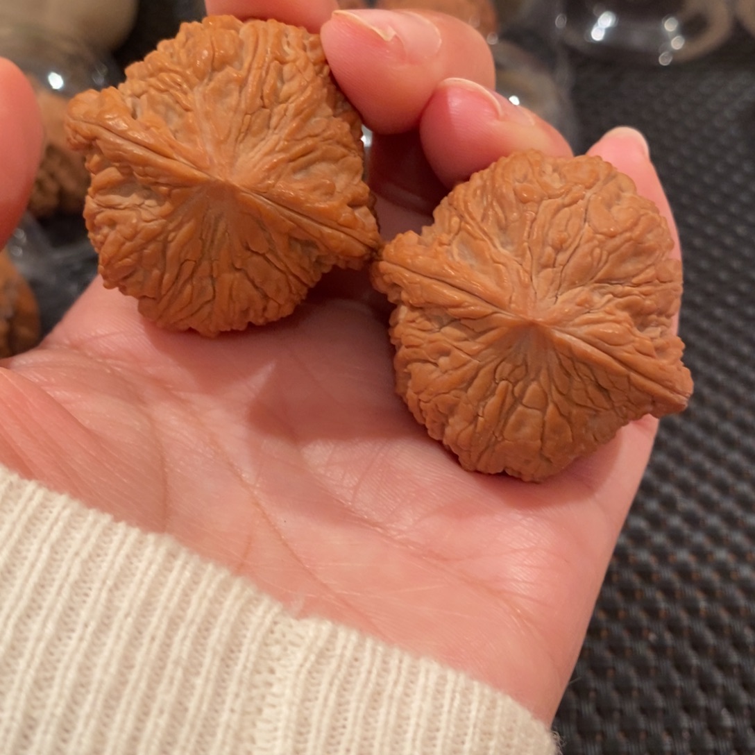 吊坠文玩核桃42全品绣球