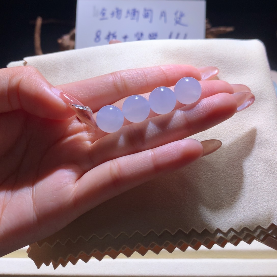 散珠翡翠月*?淡粉珠子12mm