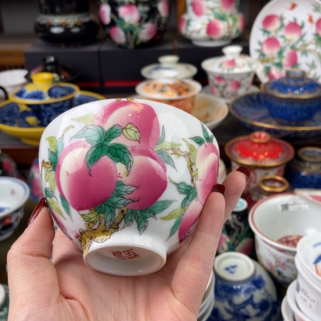 陶瓷艺术家们快来加入一下吧。