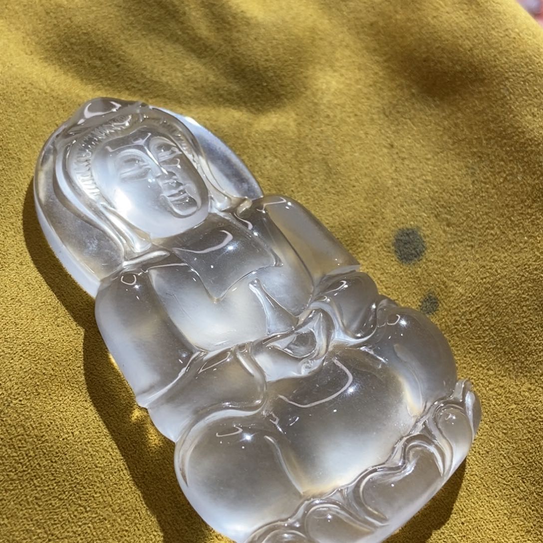 石英质玉未镶嵌颈饰