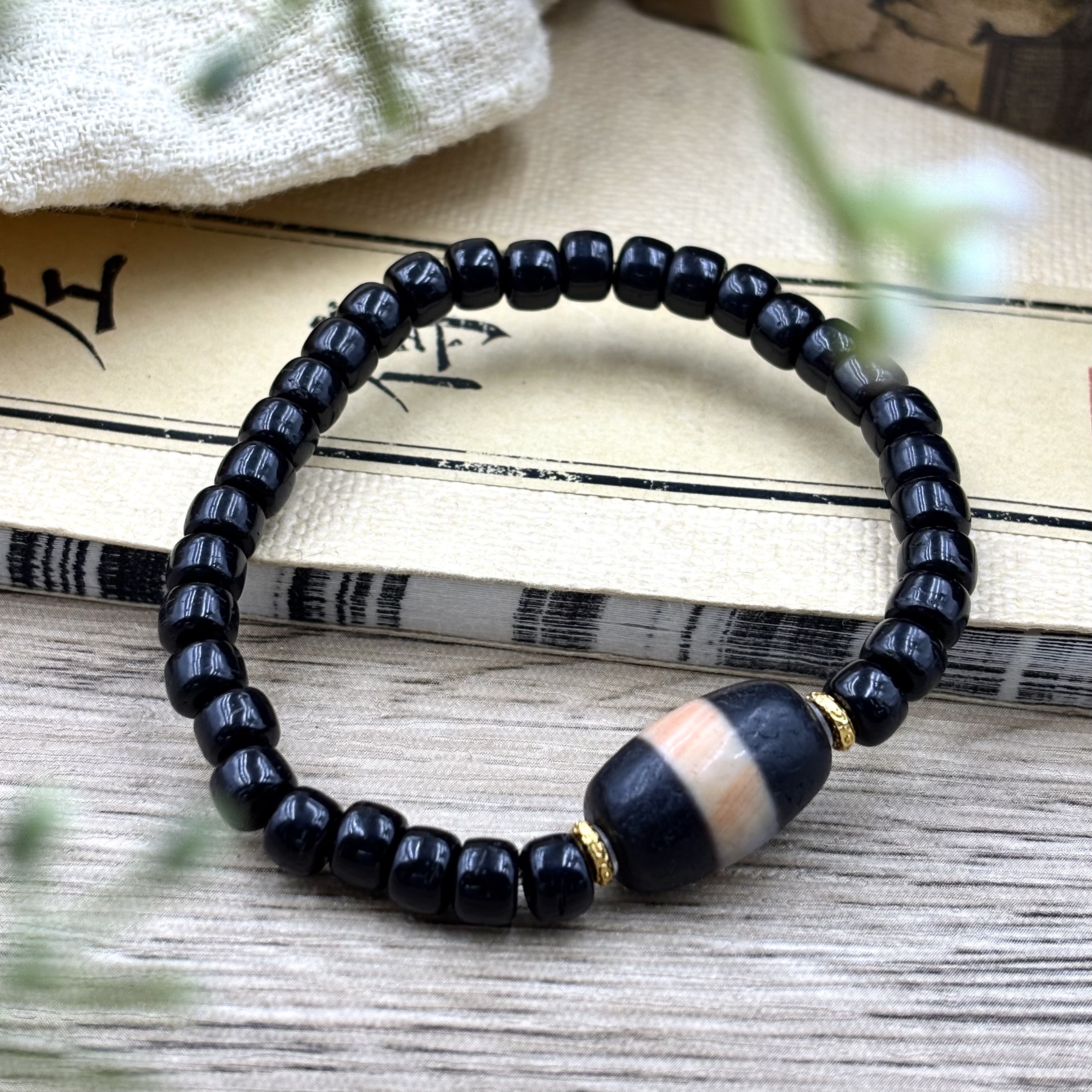 【晟伊】线线玛瑙配比手串