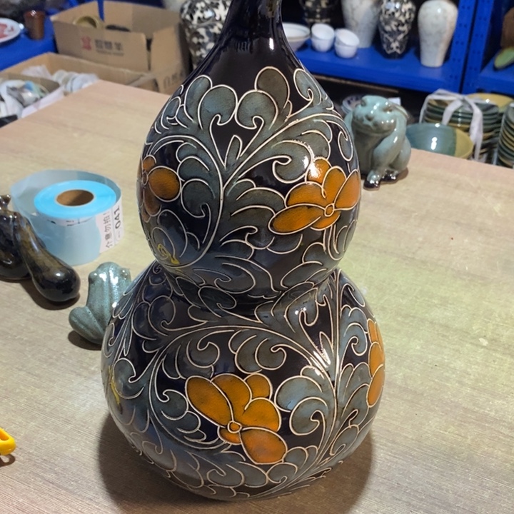 瓷片磁州窑黑刻填彩葫芦高度39厘米微瑕疵