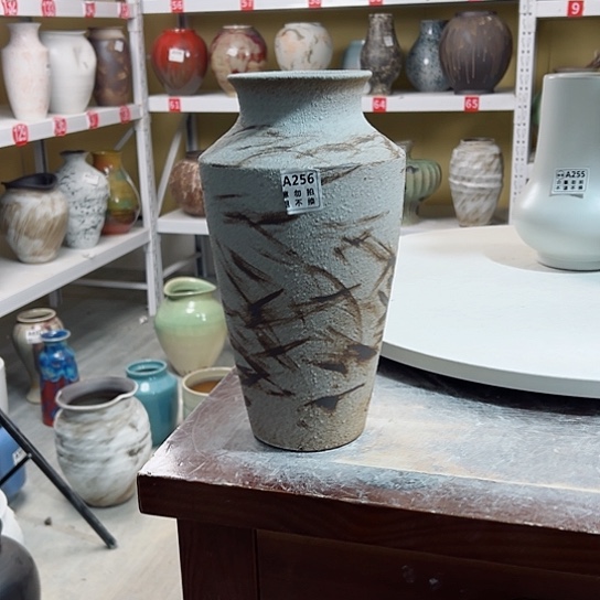 瓶陶瓷精品摆件爆款 高29口9。256