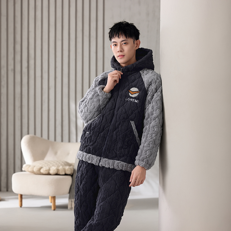 睡衣男冬季2025年秋冬新款珊瑚绒三层夹棉加厚加绒男士保暖家居服