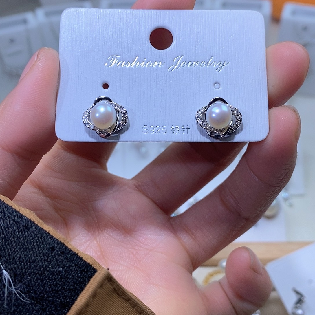 耳饰淡水珍珠未镶嵌