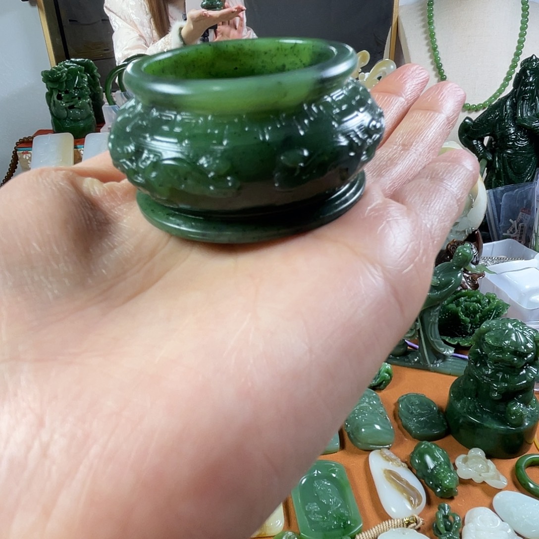 逐***.和田玉（碧玉）未镶嵌摆件