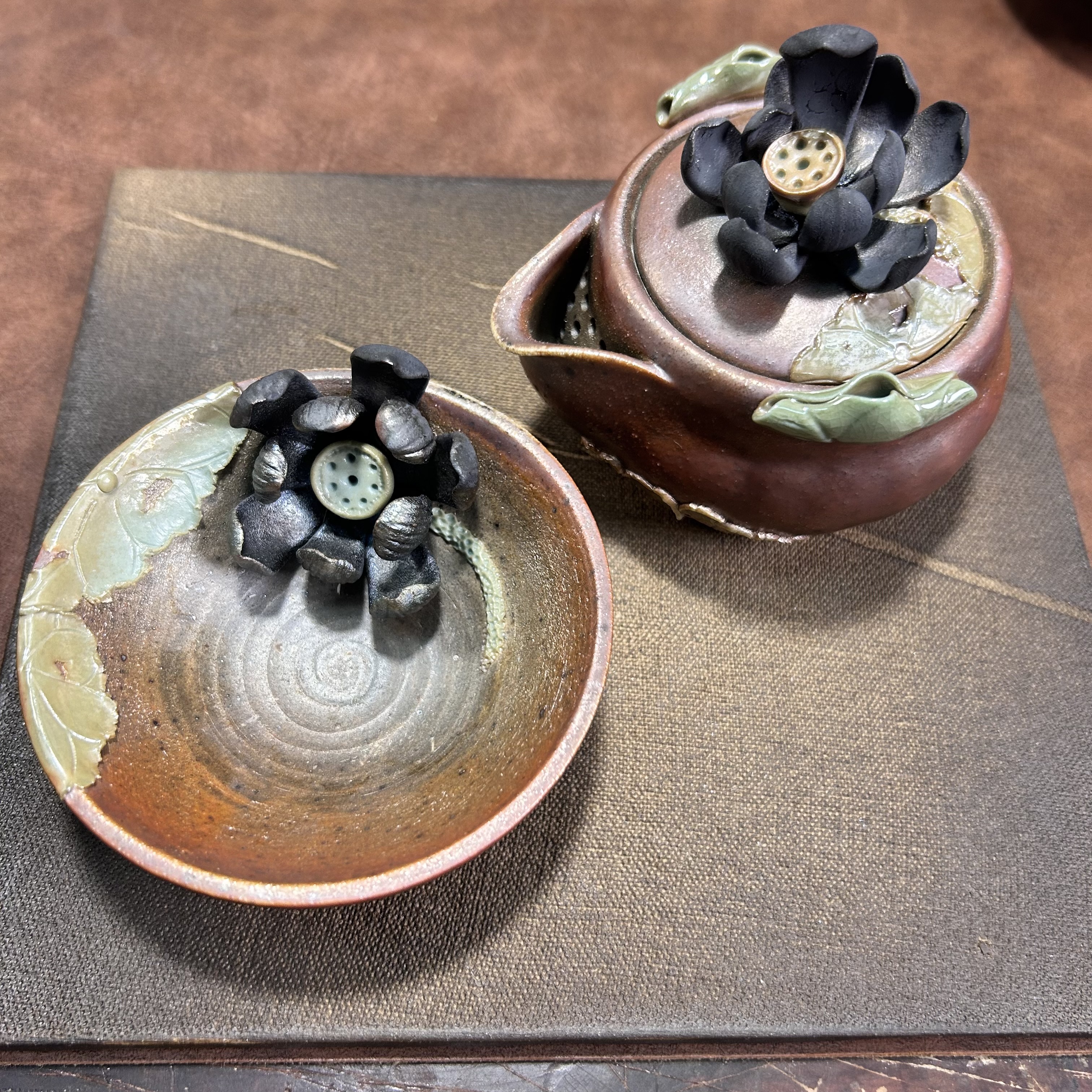 黄秋阳柴烧作品黑色荷花宝瓶壶140CC杯子80CC两件套