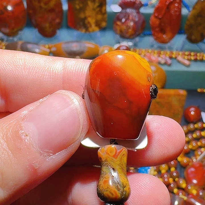 玛瑙/玉髓未镶嵌珠宝半成品