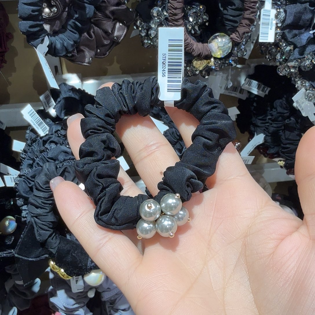 布艺非金属黑色小圈