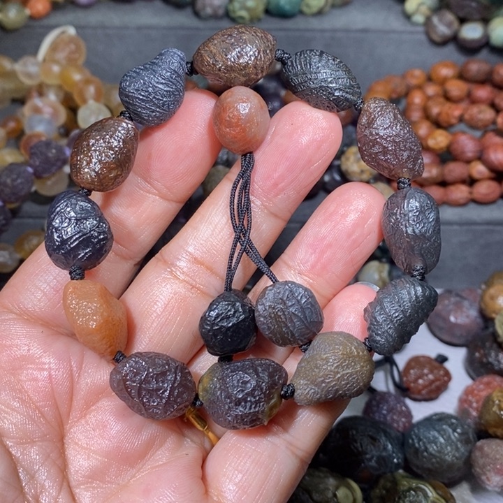 未镶嵌玛瑙/玉髓珠宝奇石