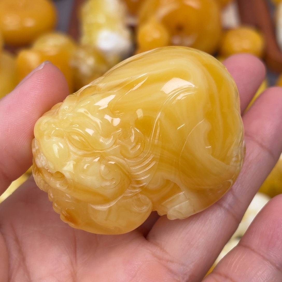 蜜蜡未镶嵌吊坠(不含链)貔貅