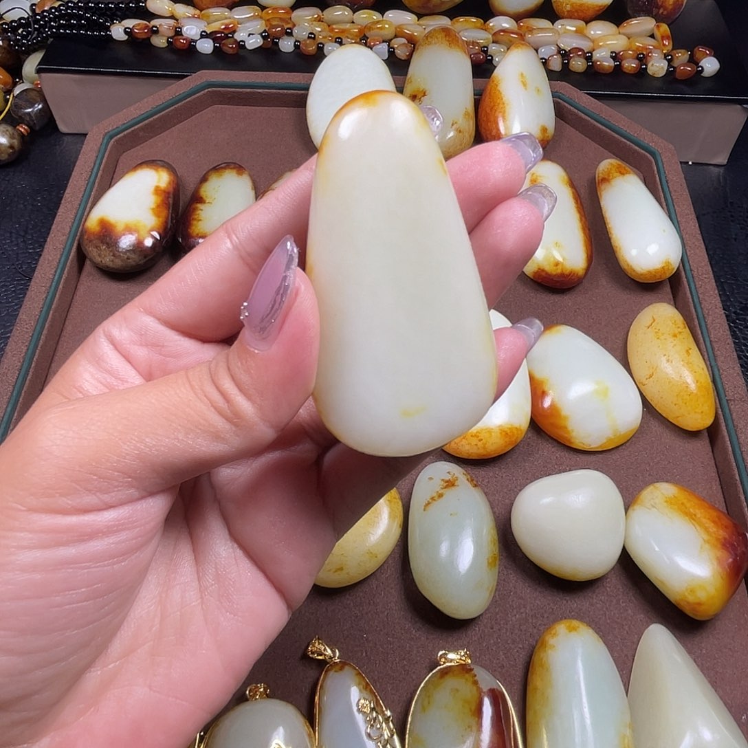 和田玉未镶嵌颈饰S*