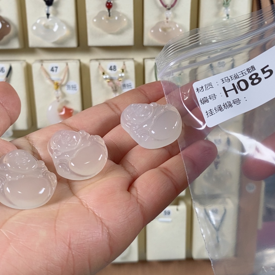 玛瑙/玉髓颈饰未镶嵌你****娘