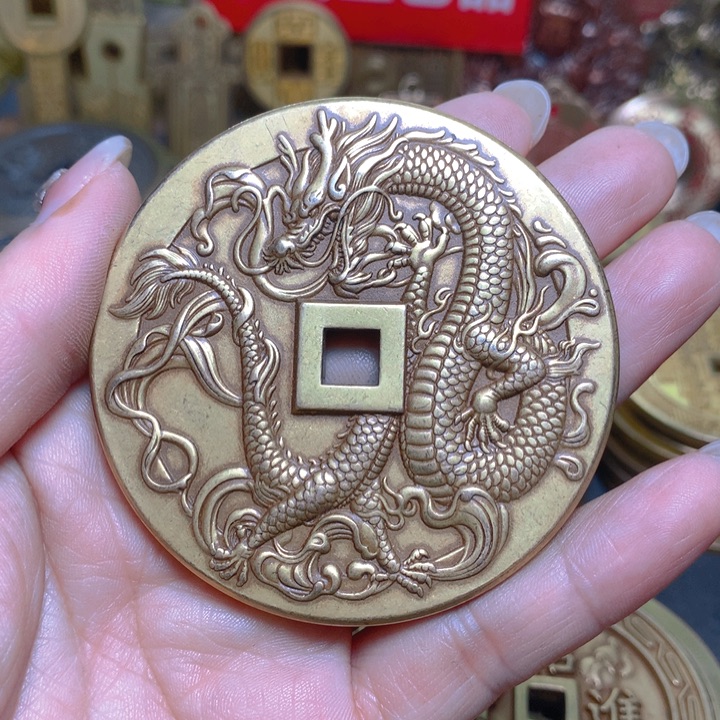 ***煌铜现代工艺品花钱5