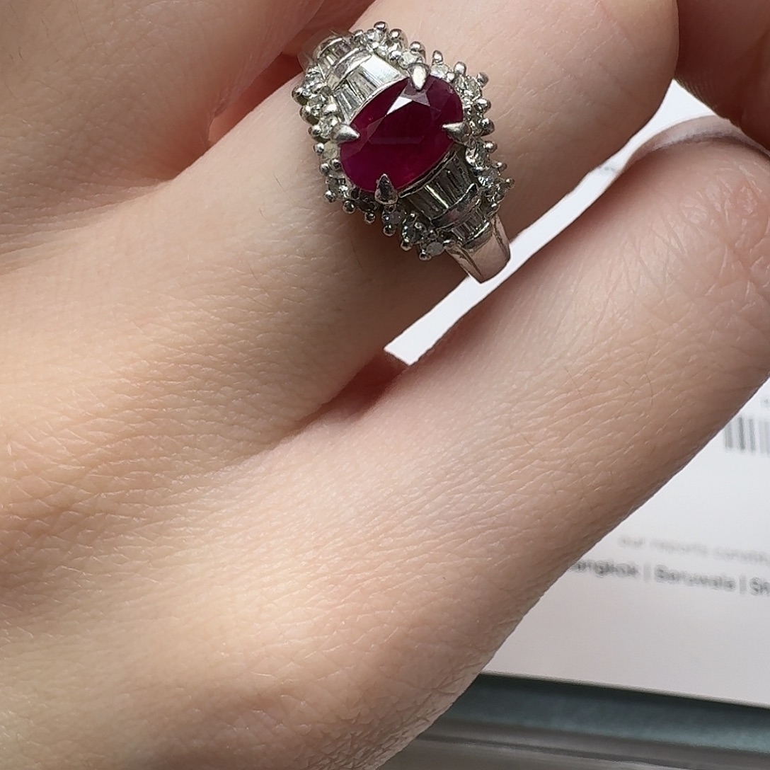 戒指红宝石未镶嵌