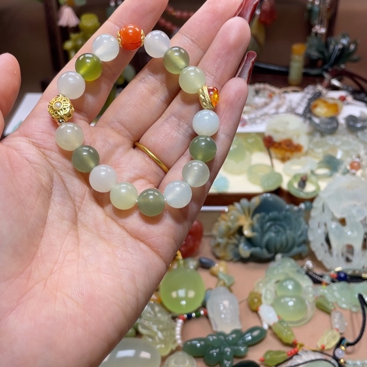 蛇纹石玉手链未镶嵌