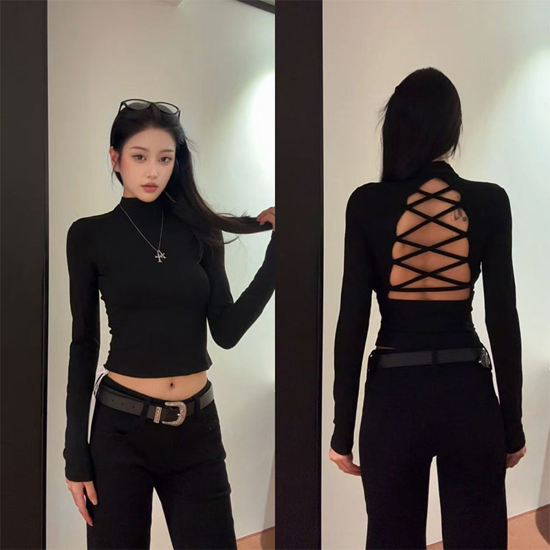 【SIYA】镂空交叉设计气质长袖秋季女款方领修身T恤黑色百搭显瘦