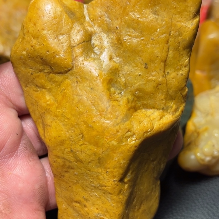 田黄石210克昌化田黄石