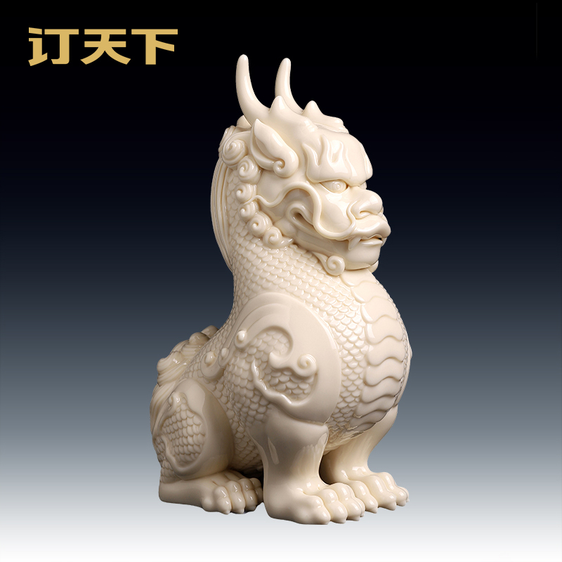 订天下徐才提陶瓷瑞兽摆件《麒麟》德化瓷雕中式客厅装饰艺术收藏品