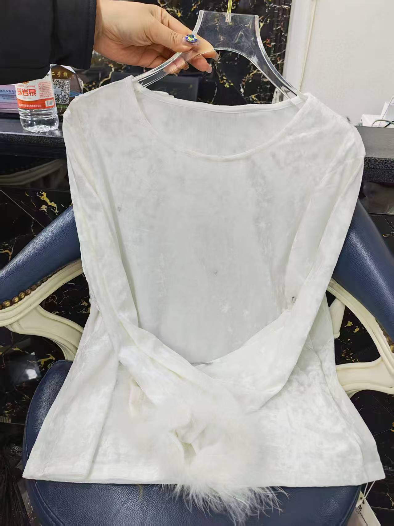 T恤冬季新款袖口拼毛百搭打底衫