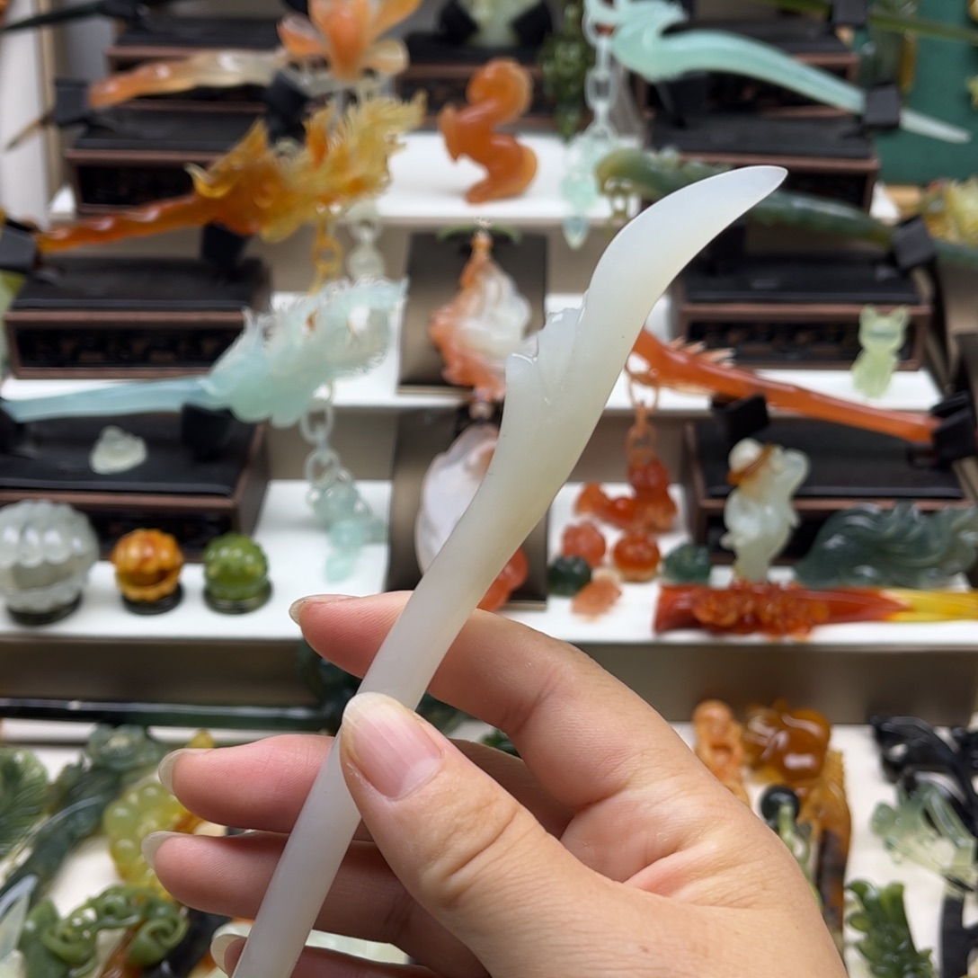 蛇纹石玉未镶嵌岫玉发簪