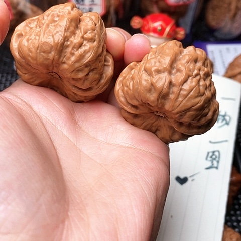 文玩核桃吊坠蛤蟆头核桃精品头货42