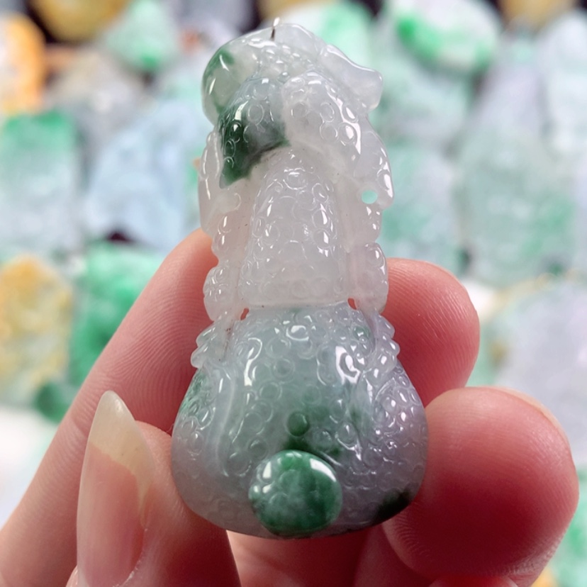 【闪购商品】翡翠吊坠(不含链)未镶嵌