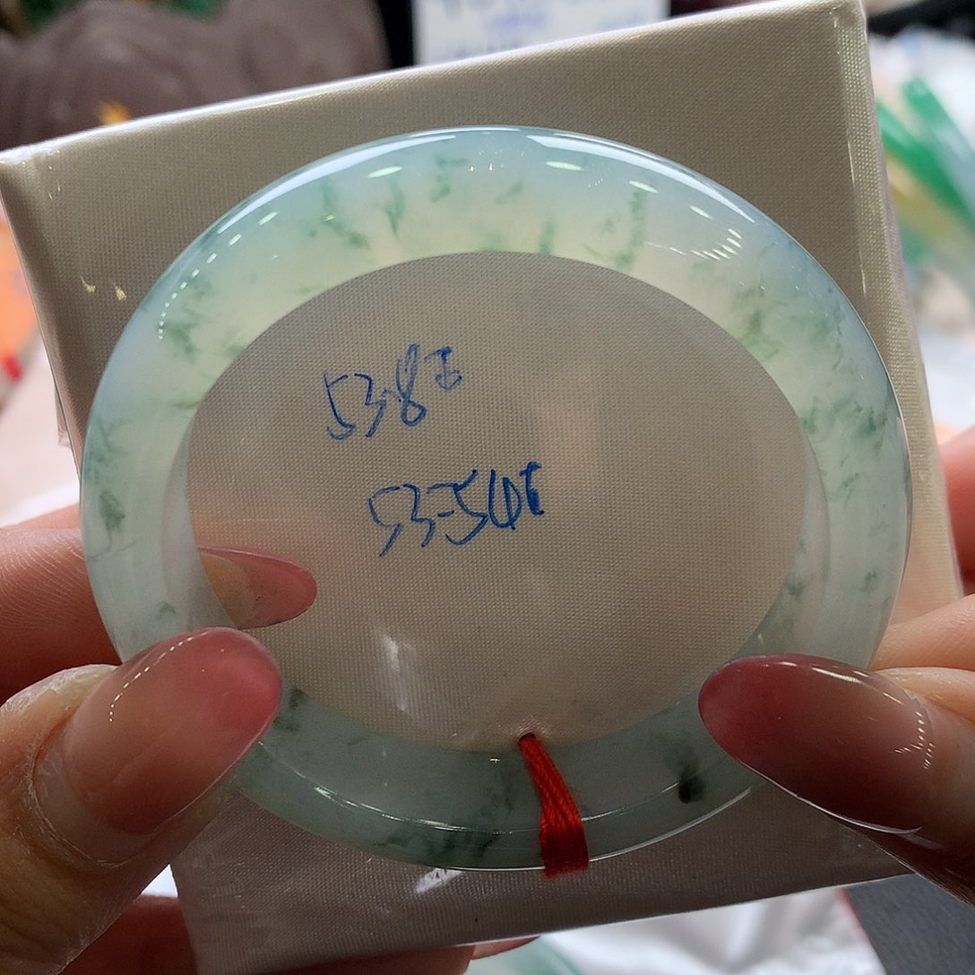 翡翠手镯未镶嵌53.8正