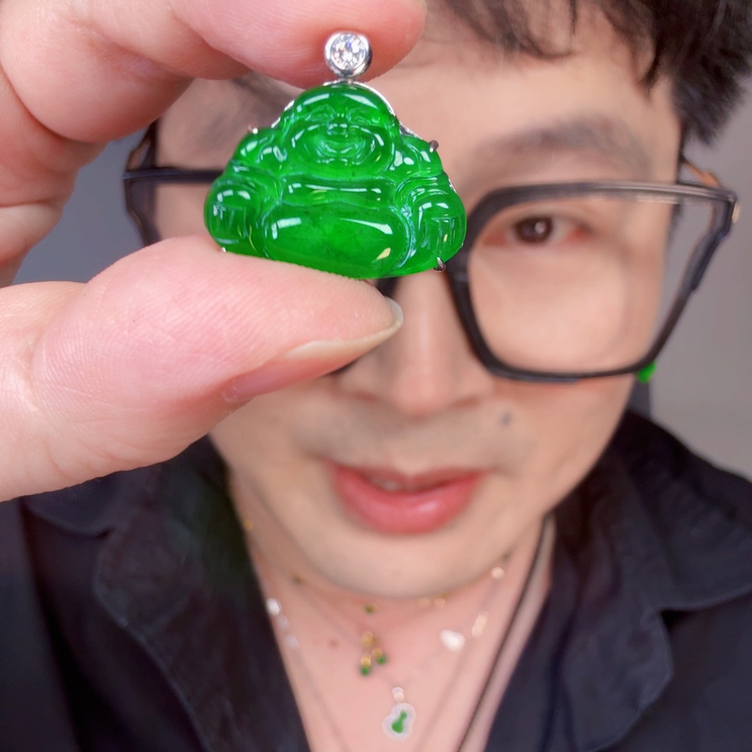 翡翠挂件未镶嵌一件