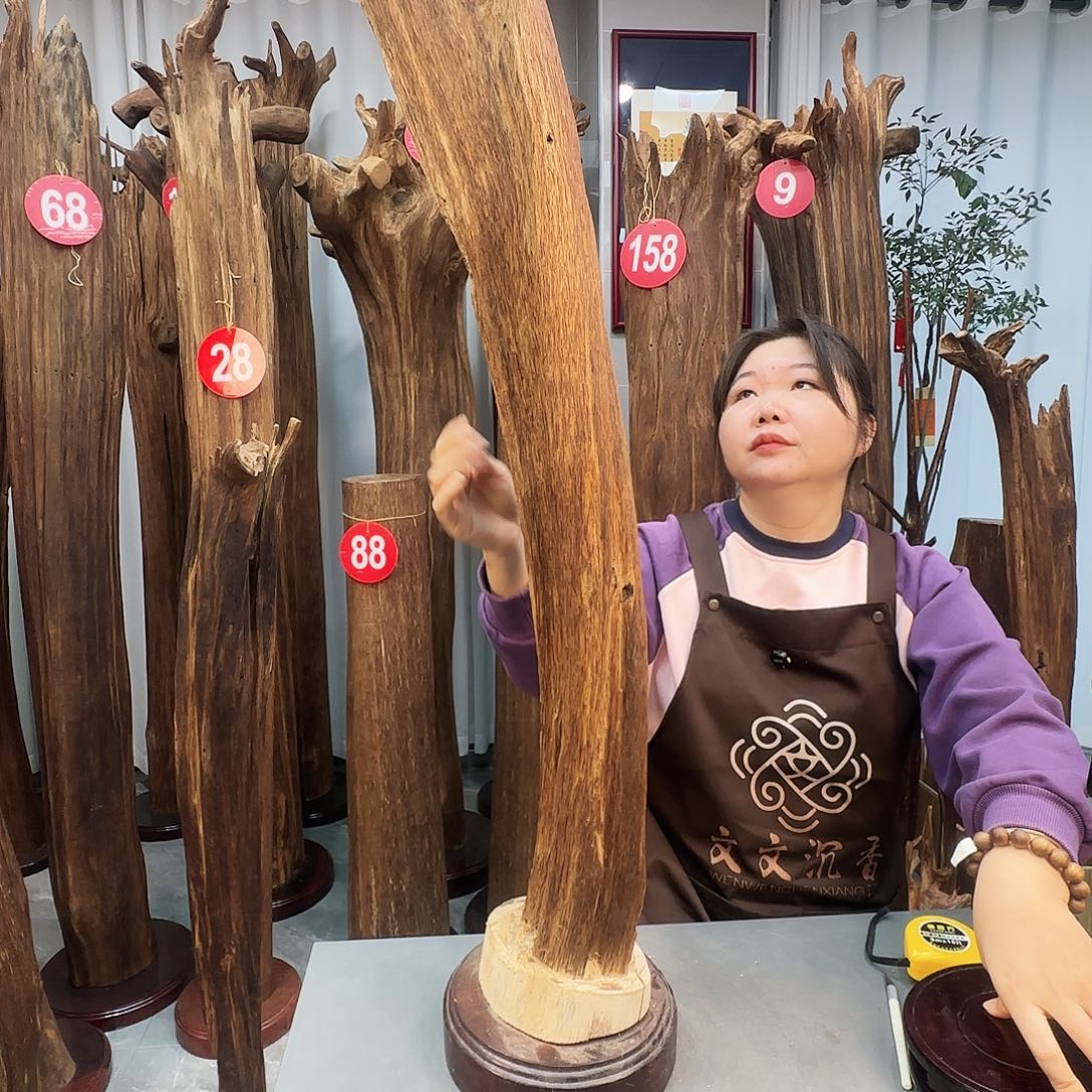 沉香沉香枕沉香原材料，沉香摆件