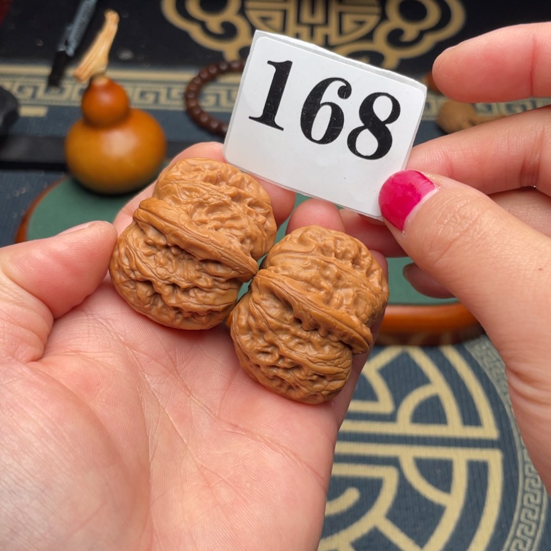 桃核吊坠40元宝168号～