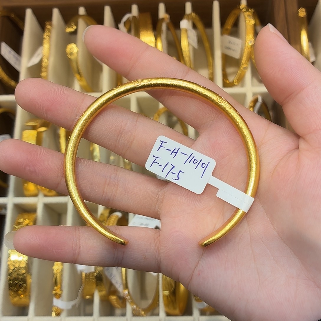 铜合金17-2强保色发 1 个壹笔壹手镯