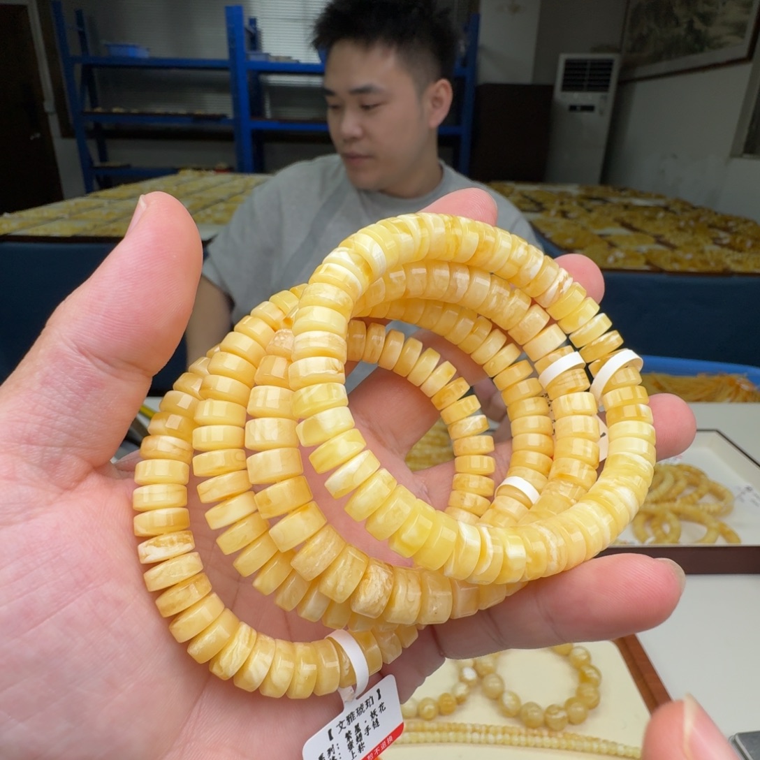 琥珀未镶嵌手链多样性发其一