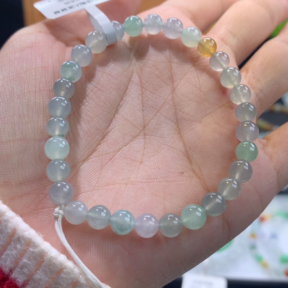 翡翠未镶嵌手链卡5.8
