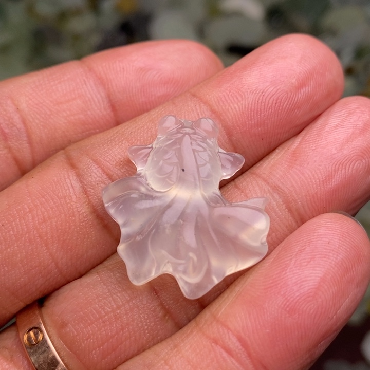 蛇纹石玉颈饰合金118