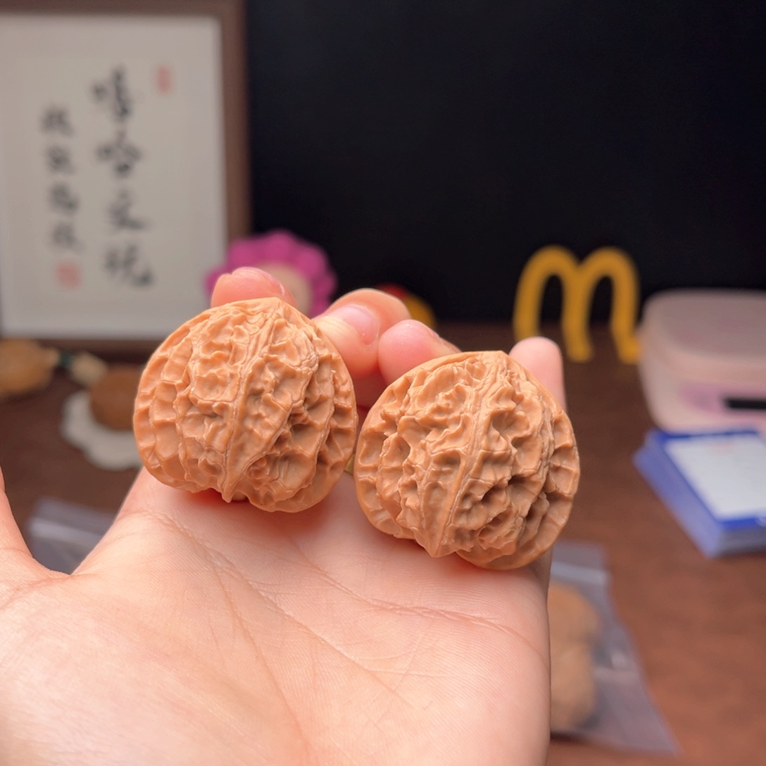 文玩核桃吊坠苹果园36