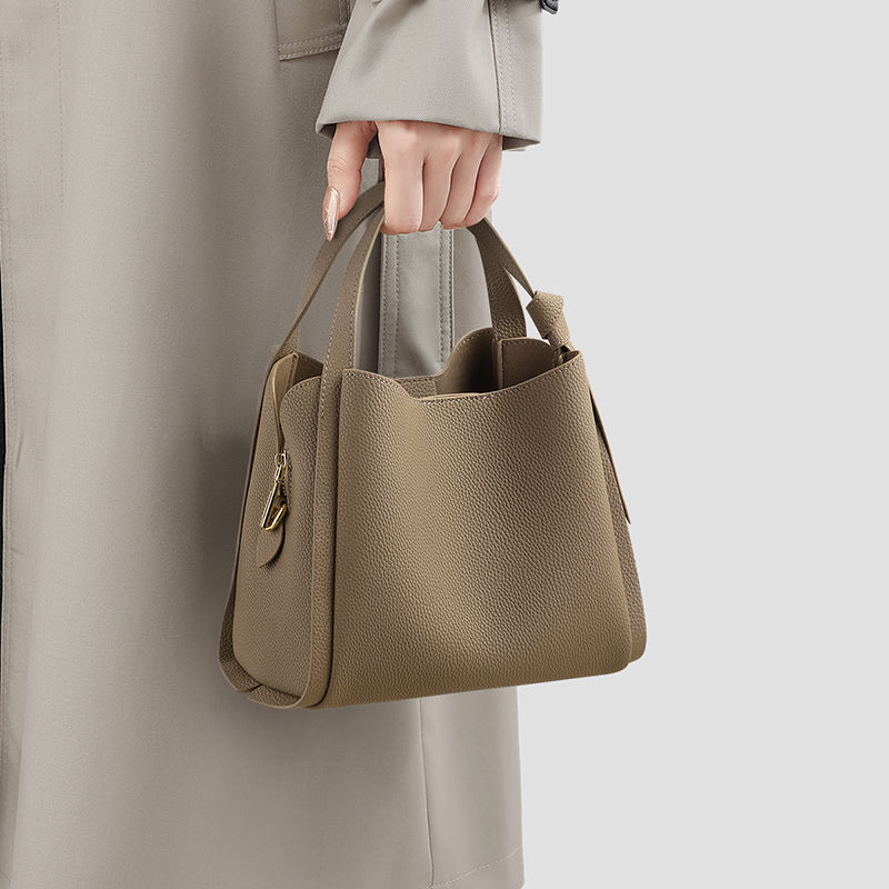 时尚潮流斜跨单肩手提女士包     H183