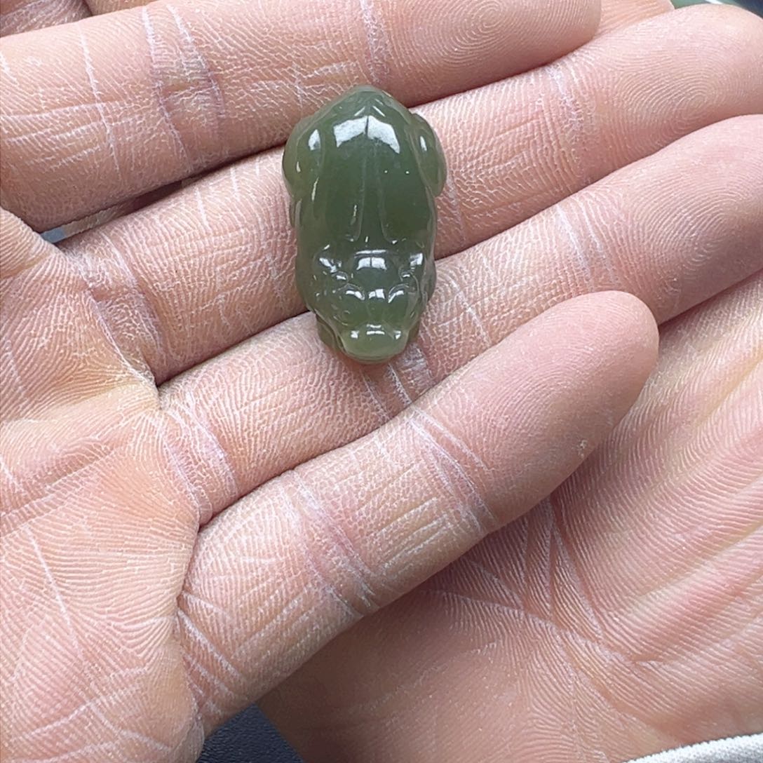 和田玉颈饰未镶嵌多样性拍一发一貔貅