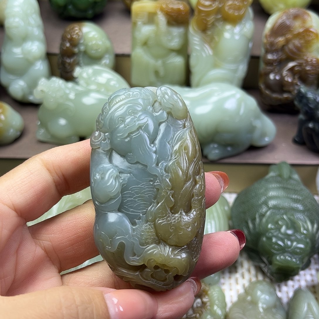 和田玉挂件未镶嵌