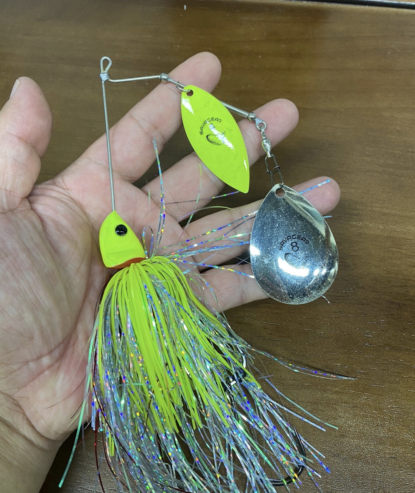 Savage大型复合亮片带有附钩32g2个