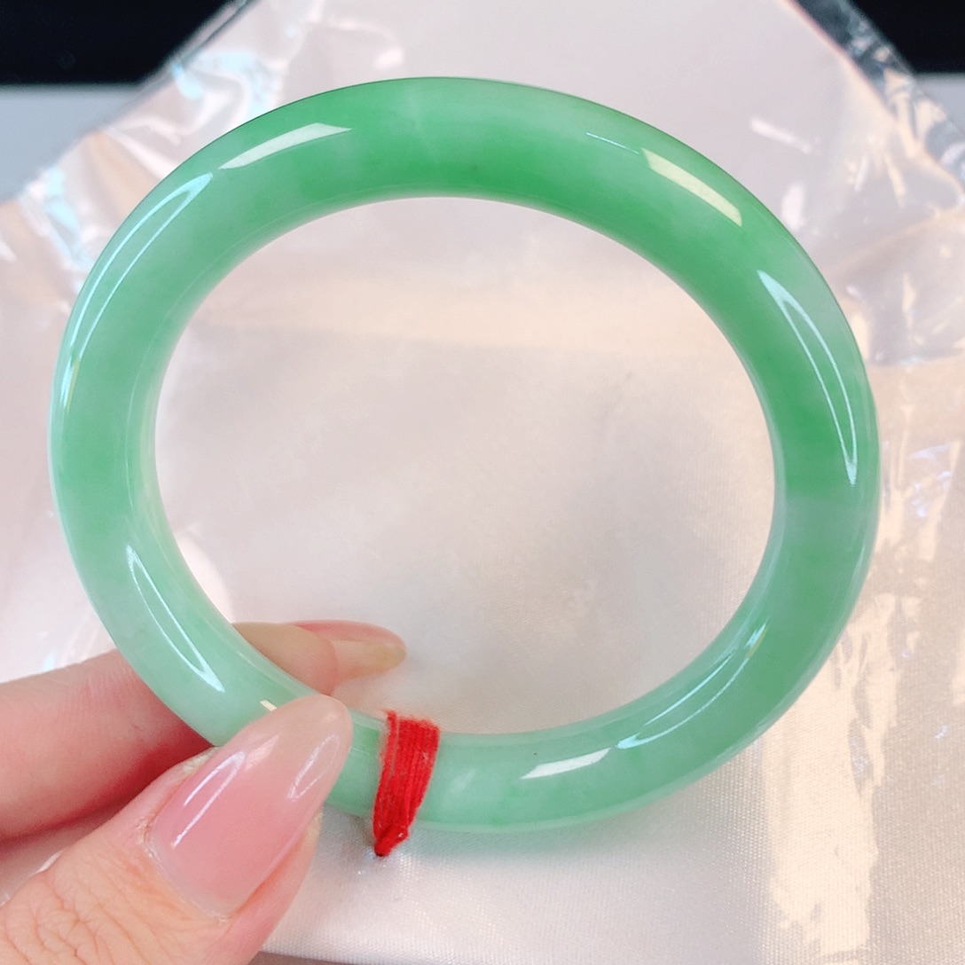 翡翠手镯未镶嵌4523翡翠