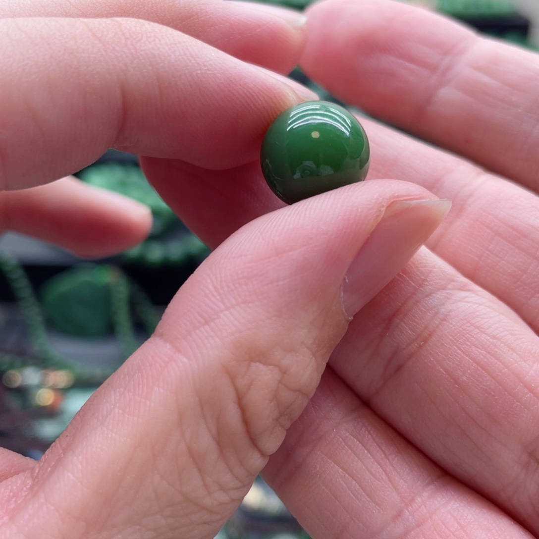 和田玉（碧玉）未镶嵌颈饰