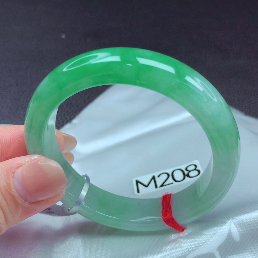 翡翠手镯未镶嵌手镯88