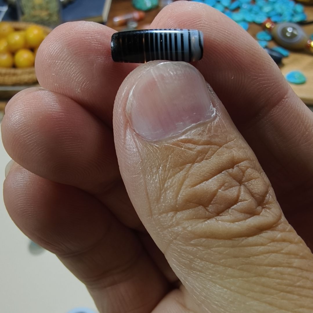 玛瑙/玉髓未镶嵌天然原矿玛瑙