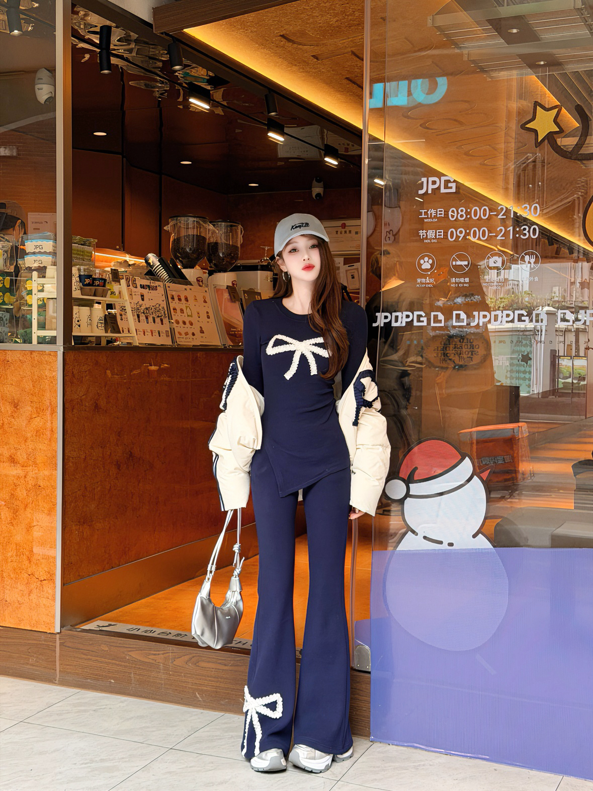 【十一家】原创蝴蝶结收腰加绒保暖长袖上衣+微喇裤两件套VV120611