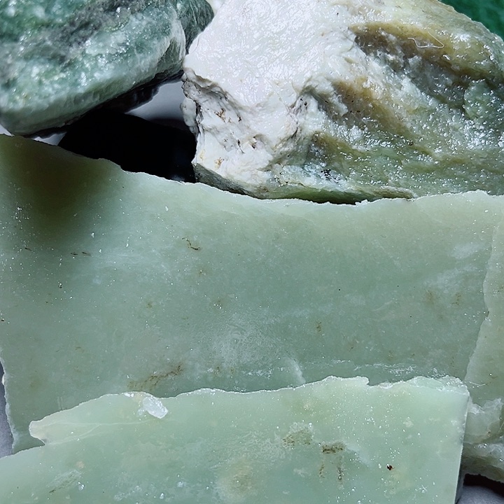 和田玉珠宝奇石未镶嵌