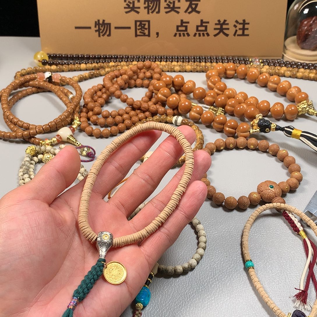 柏香籽/百香籽吊坠。。。。。。。。。